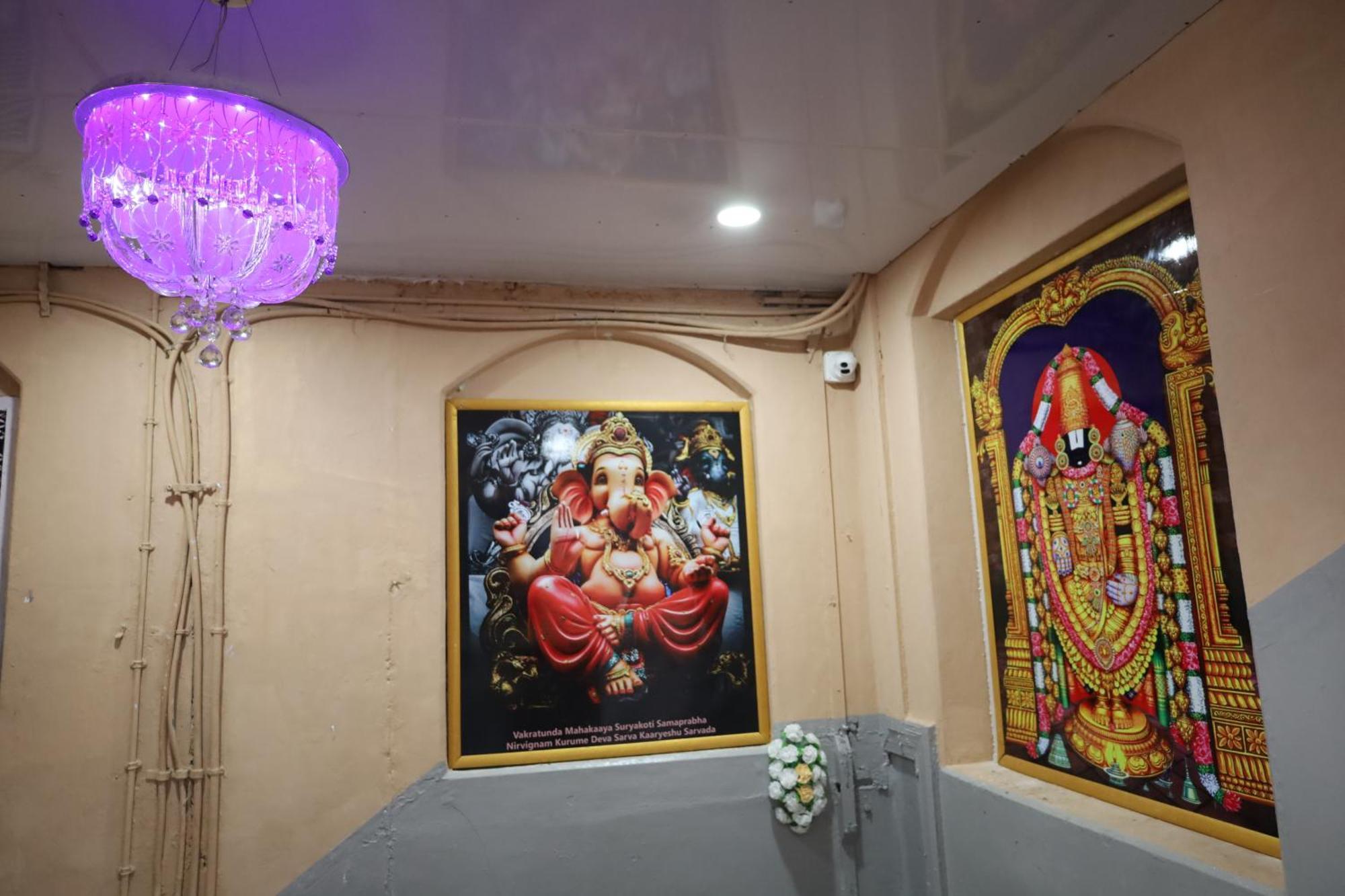 Отель Rail Nest Kharagpur Экстерьер фото